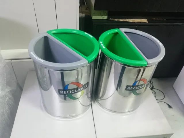 Lixeira dupla em aço inox para coleta seletiva de lixo - Foto 2