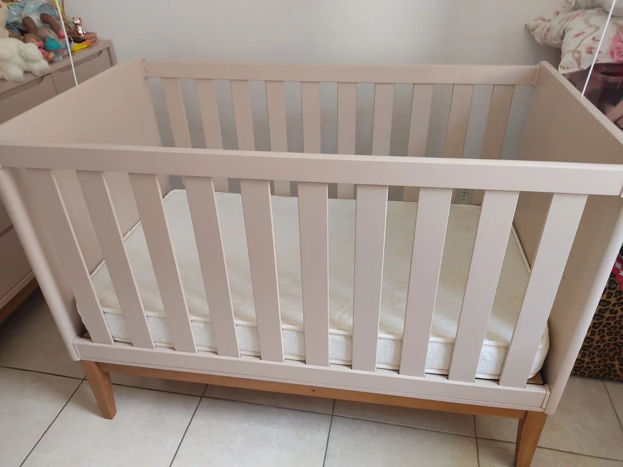 Berço com design clean - Foto 6