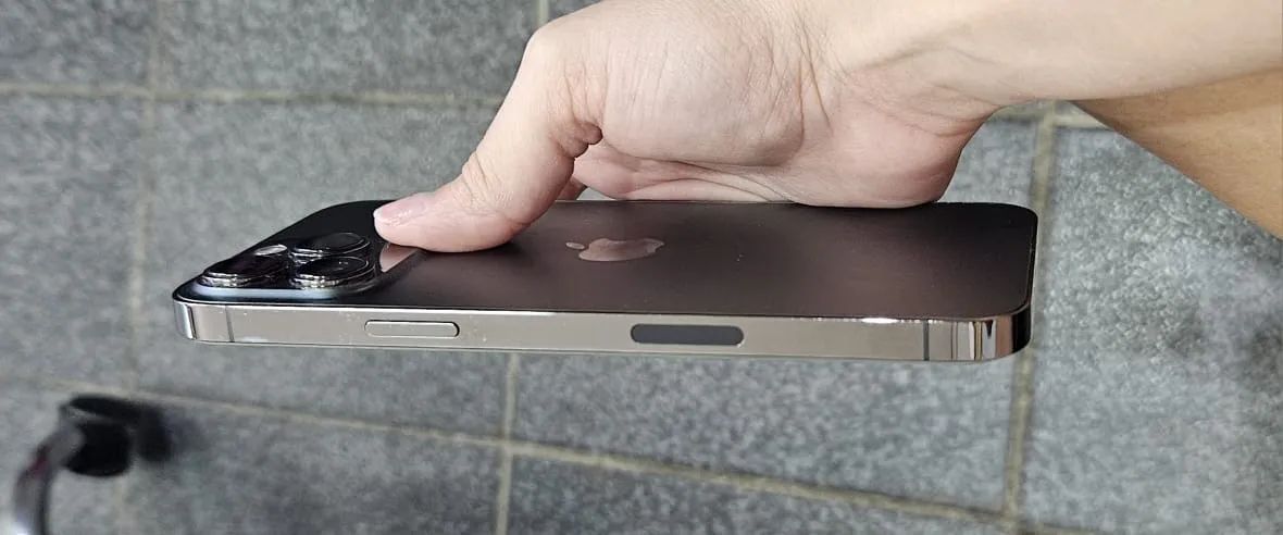 13 pro max space gray  - Foto 4