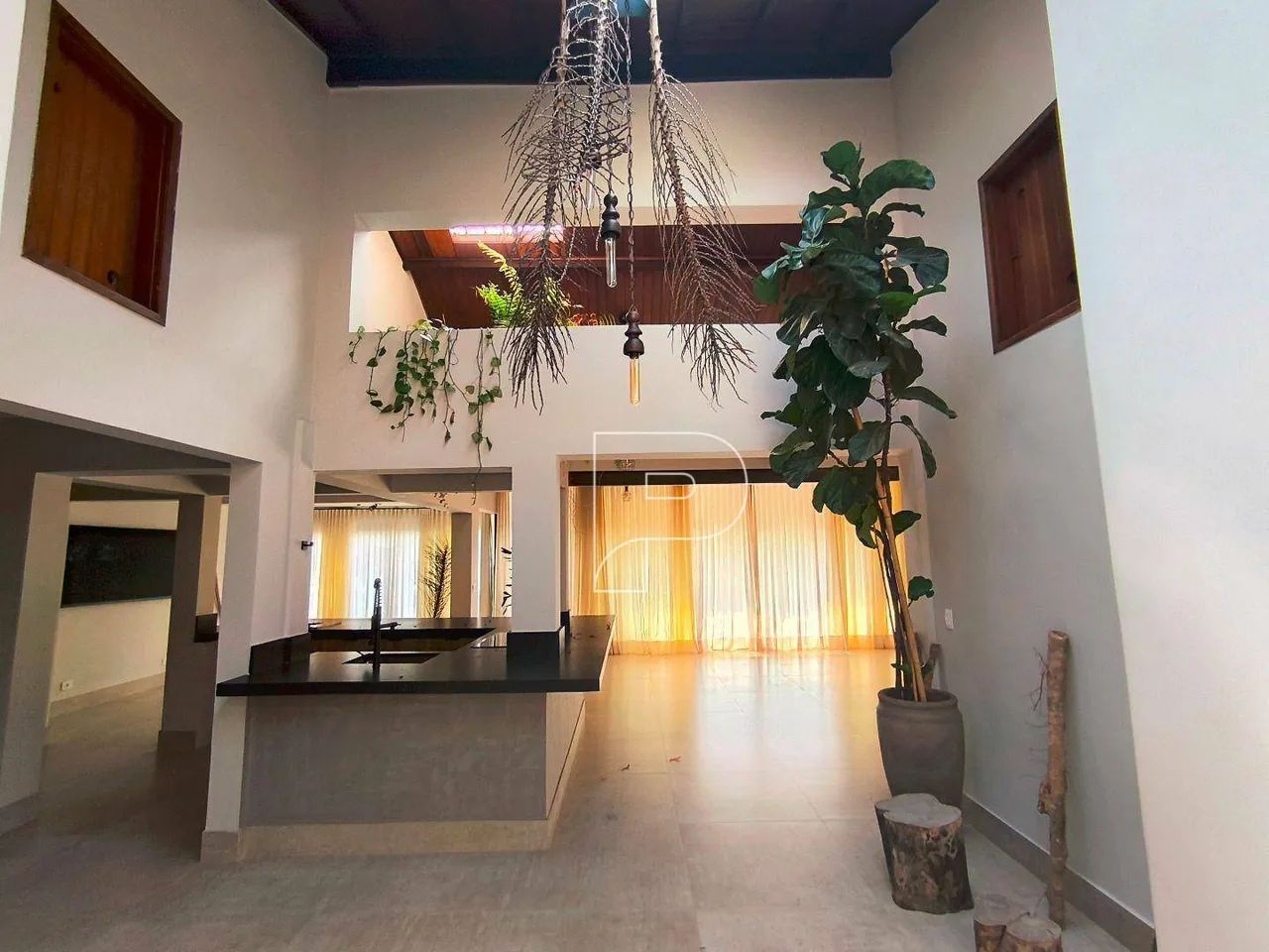 Casa com 4 suítes e piscina, 2000m² de terreno e 504m² de área construída - Foto 5