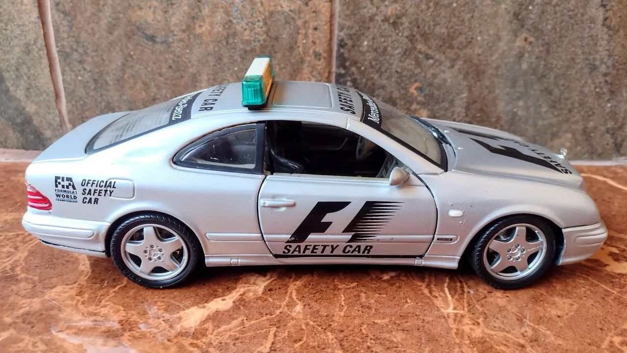 Miniatura Safety Car F1 Mercedes-Benz CLK 1997 Anson 1/18
