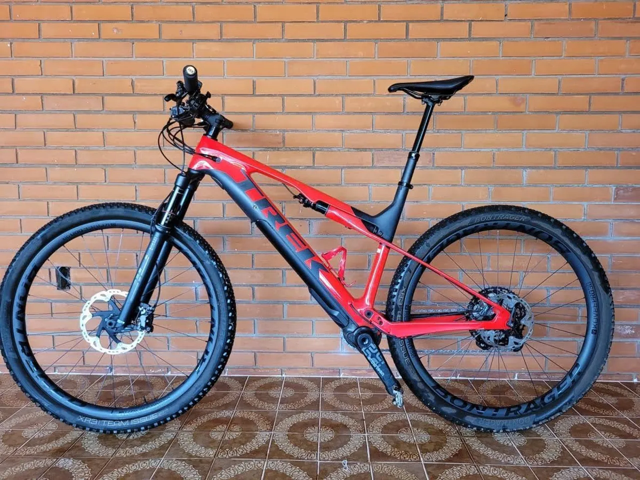 TREK E-Caliber 9.8 XT - 18x sem juross