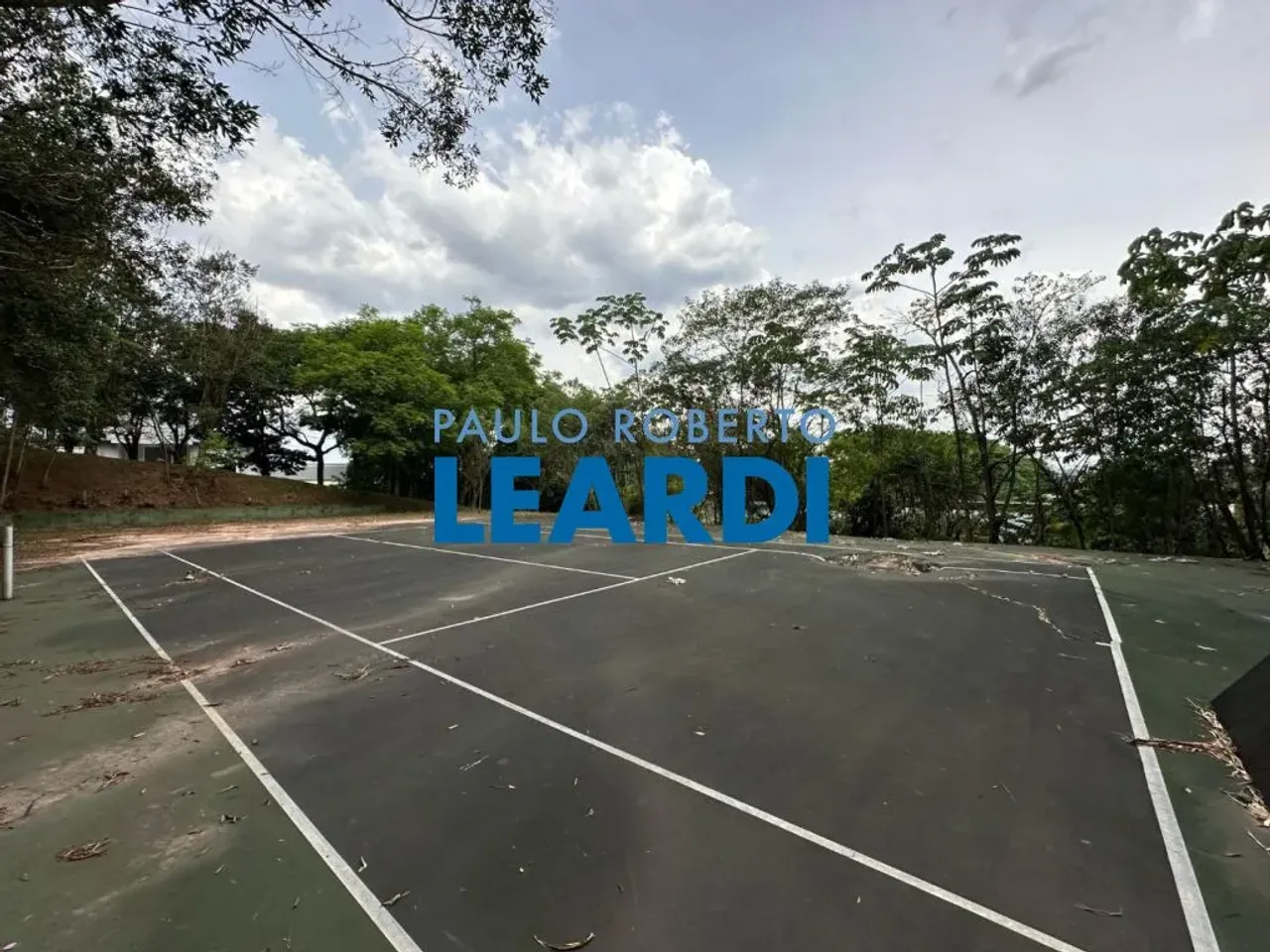 TERRENO EM CONDOMÍNIO - RESIDENCIAL TAMBORÉ - SP