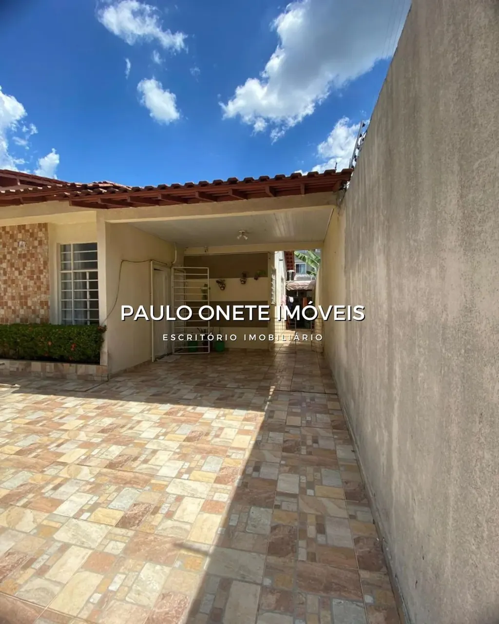 VENDE-SE EXCELENTE CASA- RESIDENCIAL JARDIM DE VERSALLES