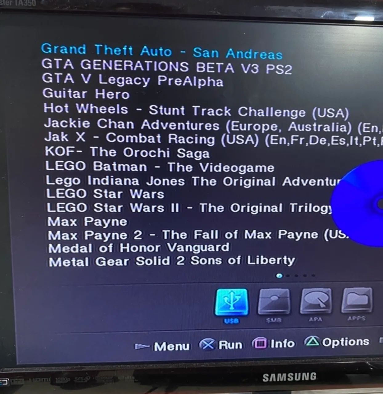 Ps2 com 2 controles e cabos, com mais de 2400 jogos  - Foto 4