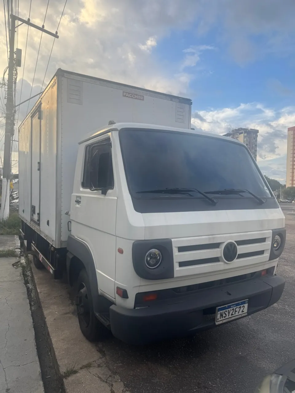 Caminhão Baú Volkswagen
