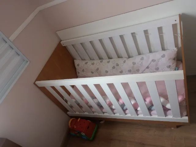 Berço semi novo MDF com colchão - Foto 2
