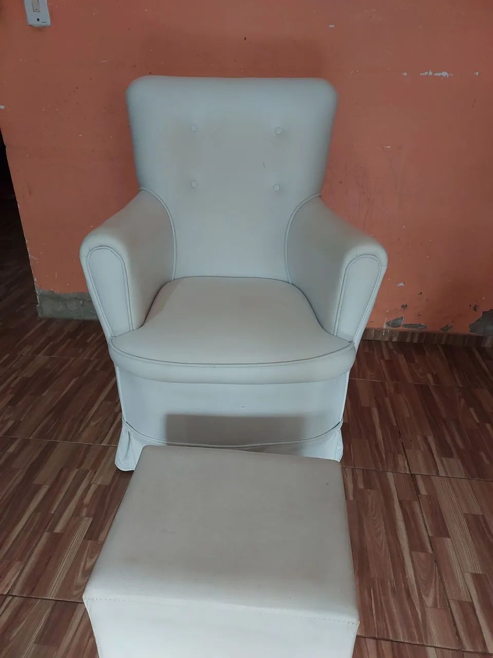 Poltrona de amamentação com balanço - Foto 3