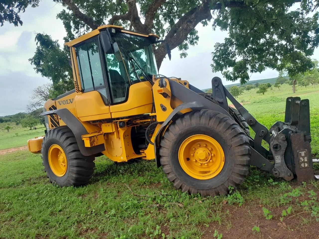 Pá carregadeira l-60 2022  - Foto 5