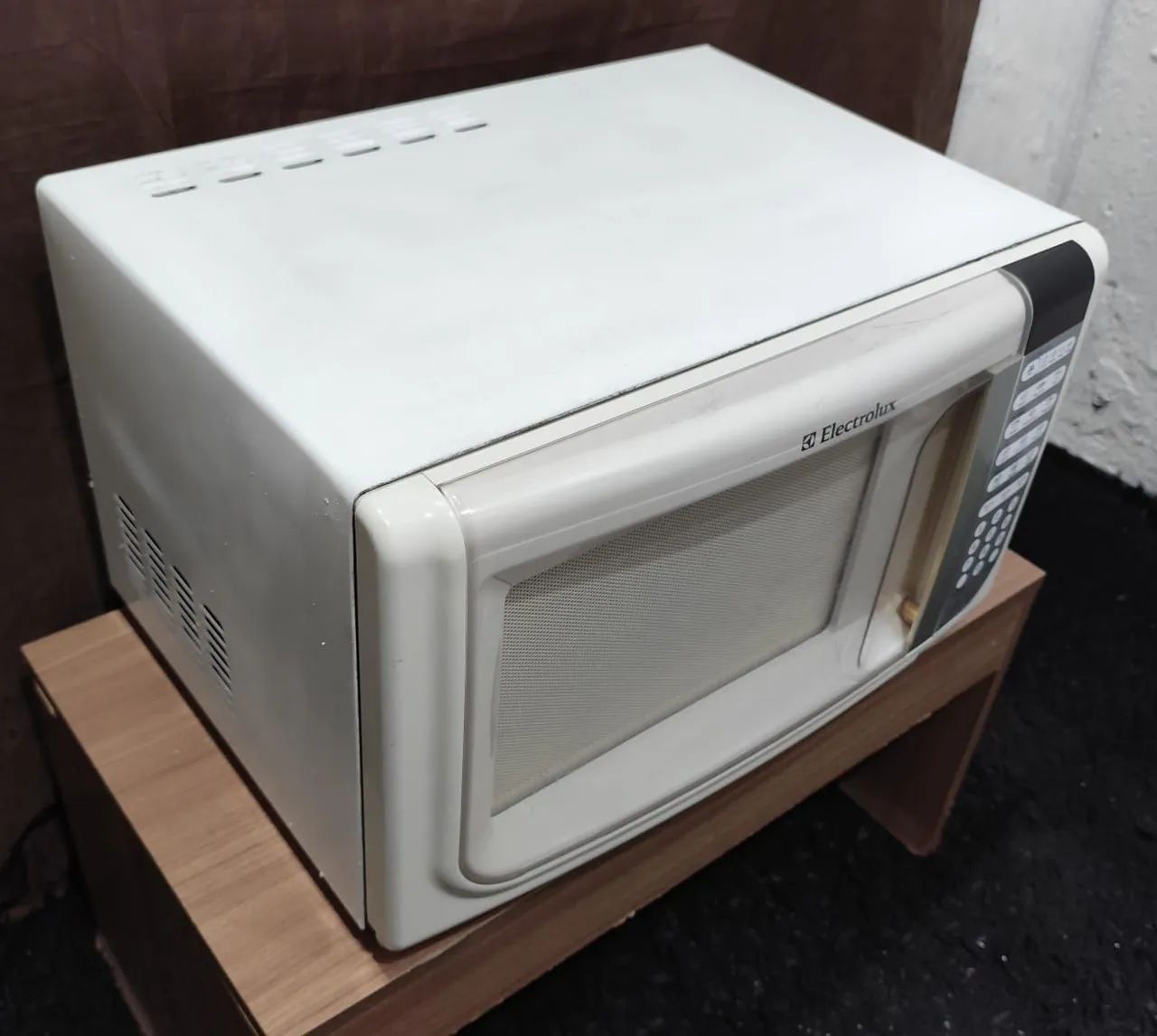 Micro-ondas Electrolux - 30 Litros - Branco (Entrega grátis e garantia) - Foto 2