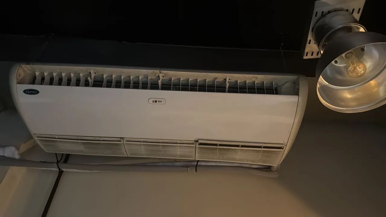 Ar condicionado Carrier para comércio