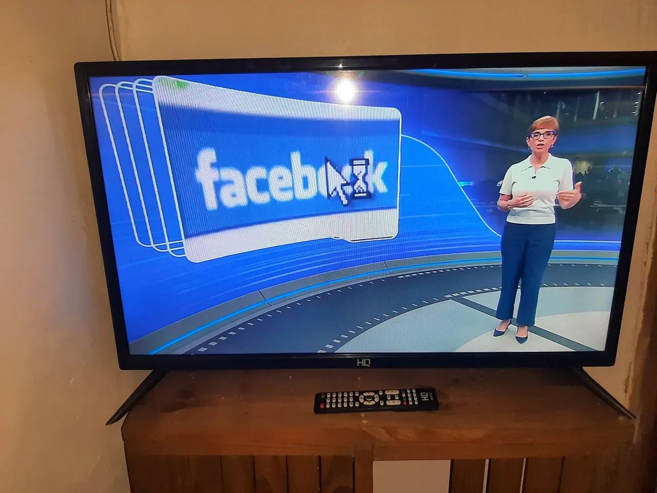 Tv led HQ HDMI 32,C/CONVERSOR DIGITAL INTEGRADO. 