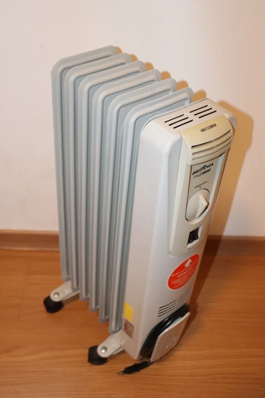 Aquecedor Britânia 1500 óleo 110 v