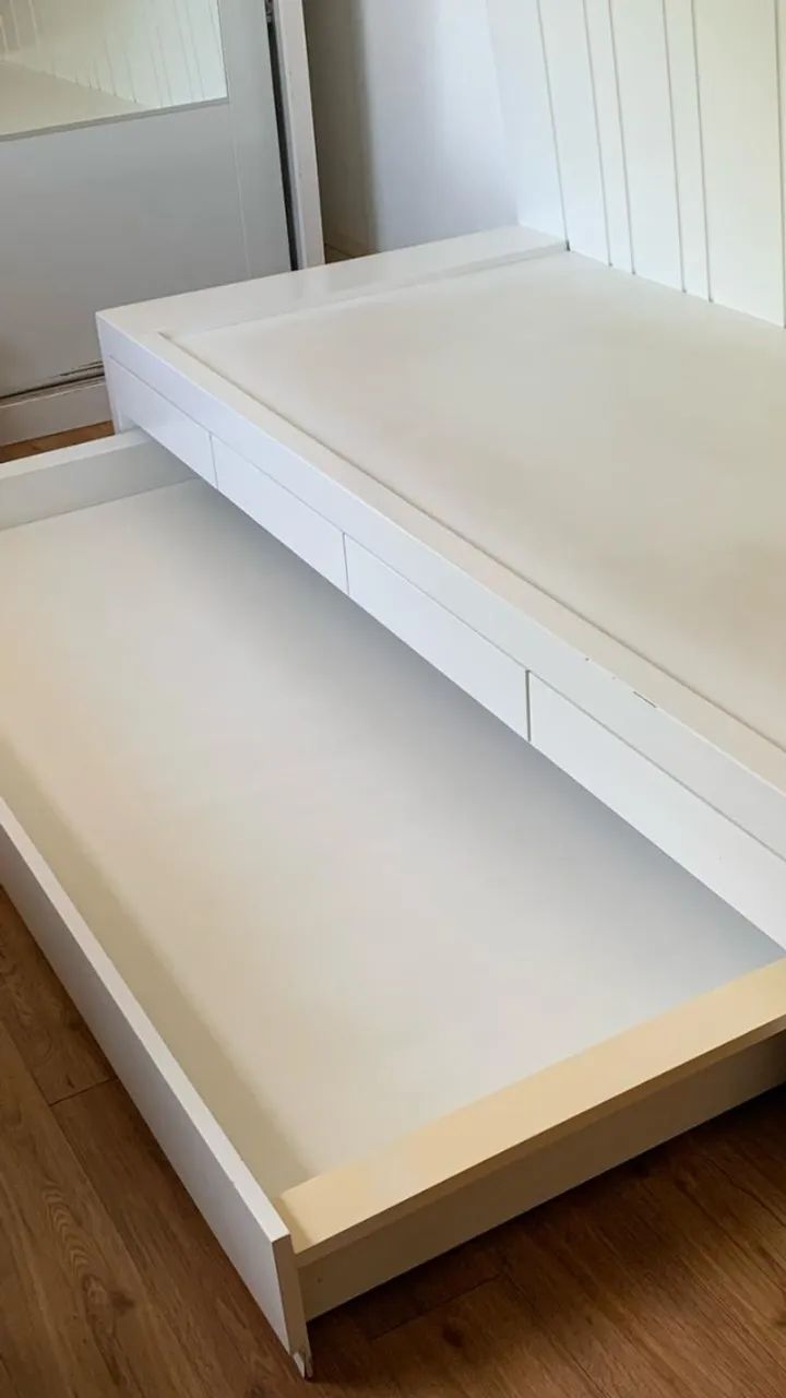 Bicama de madeira maciça laqueada de branco com 4 gavetas - Foto 3