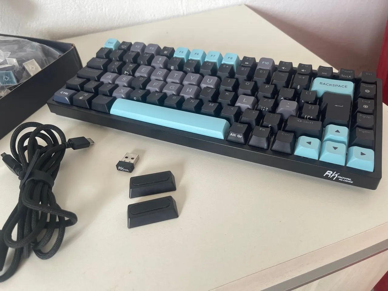 Teclado Mecânico Royal Kludge RK84/RK857 RGB Retroiluminado Bluetooth 2.4G - Foto 4