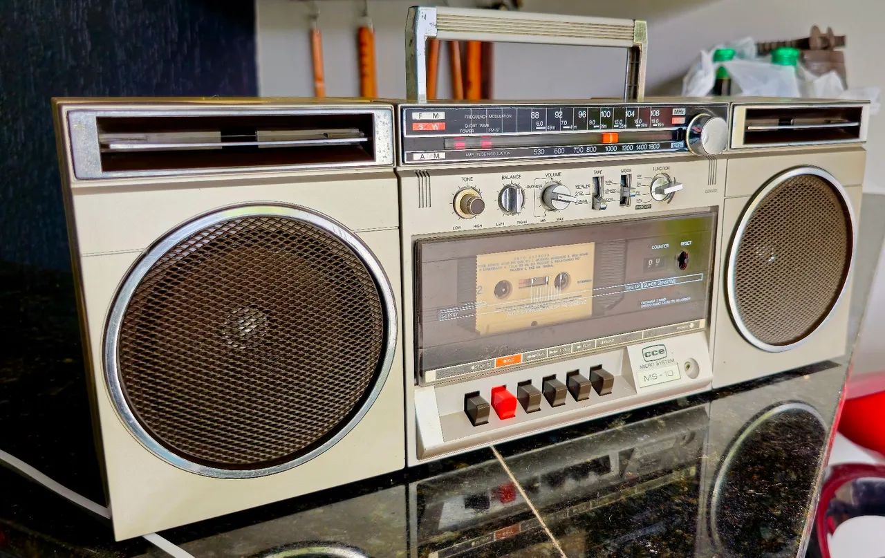 Rádio CCE MS10 anos 80 - Foto 2