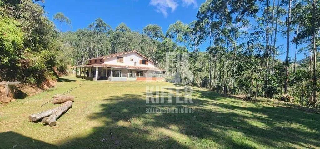 Fazenda com 5 dormitórios à venda, 326000 m² por R$ 1.500.000,00 - Três Barras - Duas Barr