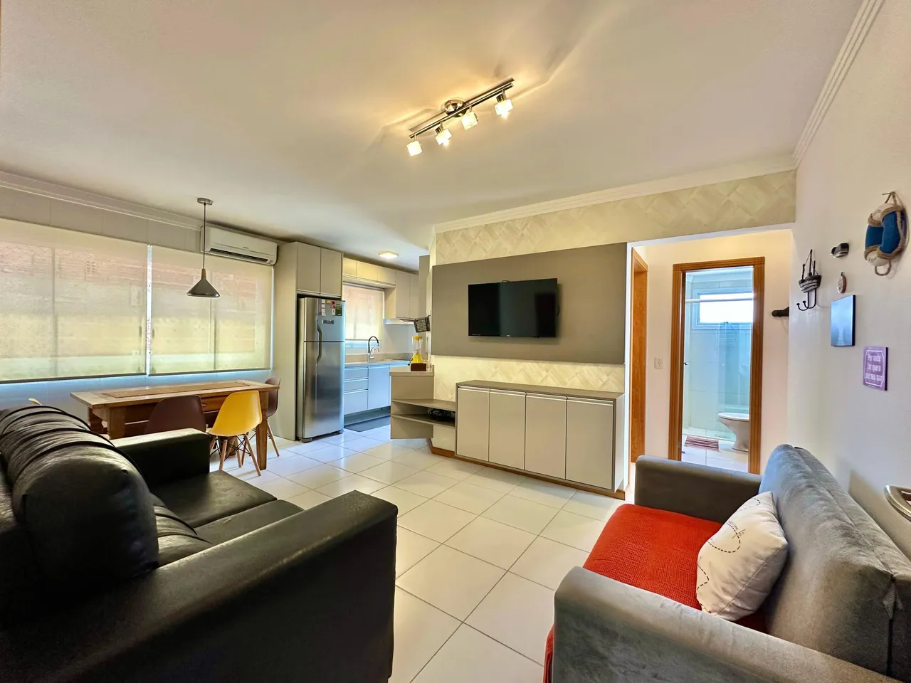 Apartamentos em Rio Grande do Sul, Capão da Canoa, ARROIO DO MEIO. 2 Banheiros 2 Dorm.
