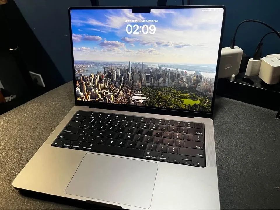 · MacBook Pro M1 Pro 14? 16gb 512Gb