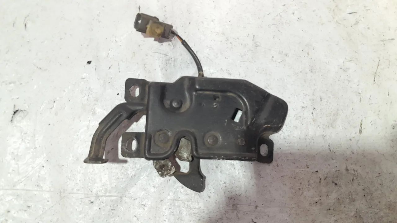 Trava Do Capô Honda Accord 1998 1999 2000 2001 2002 - Foto 2