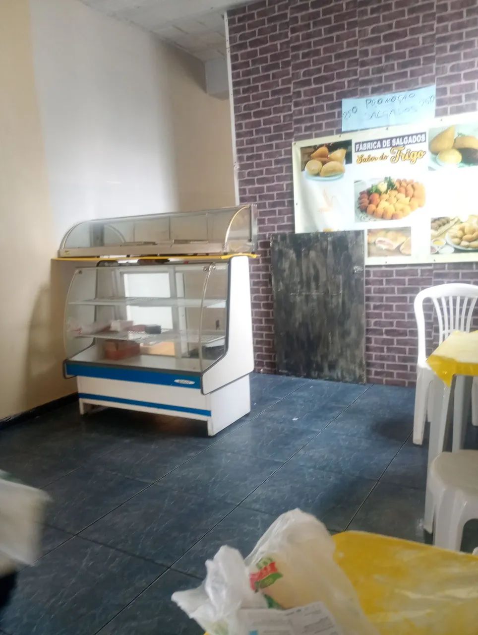 Lanchonete com ponto formado