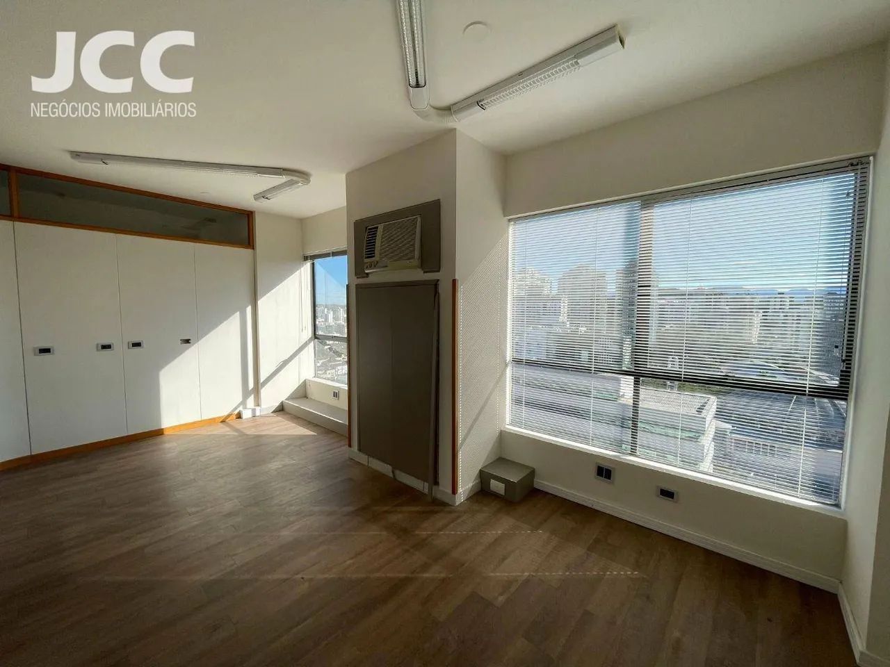 Sala à venda, 41 m² por R$ 200.000,00 - Centro - Joinville/SC - Foto 4