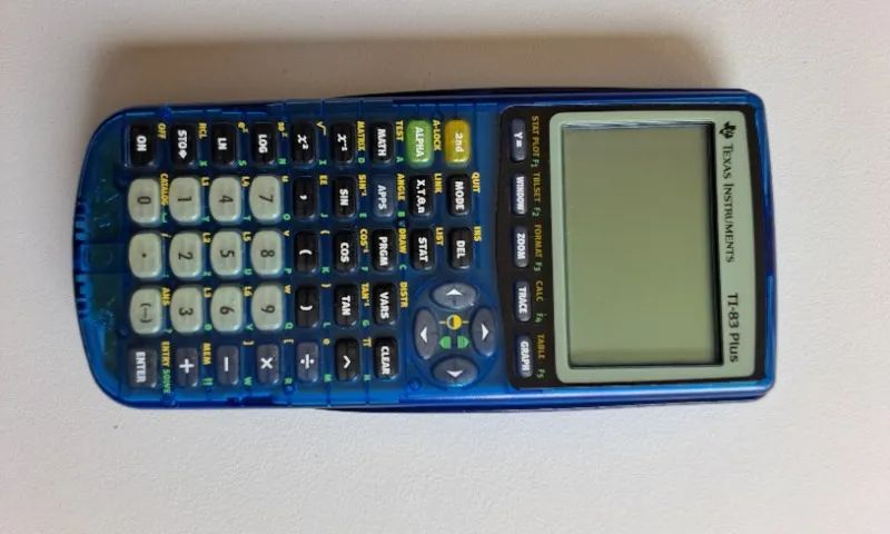 Calculadora científica Texas Instrument TI-83 - Foto 3