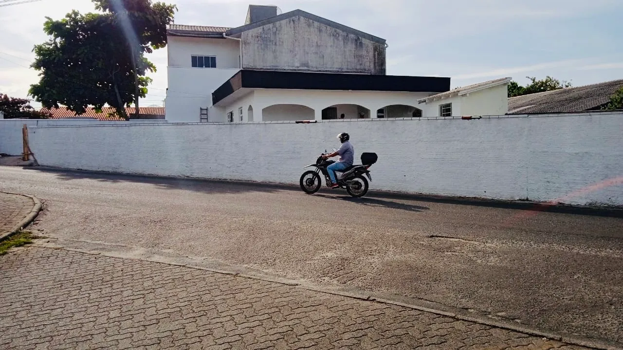 Vendo casa em Piçarras-SC