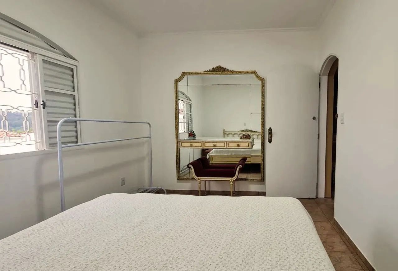 Espelho de Cristal com Penteadeira e Banqueta  - Foto 4