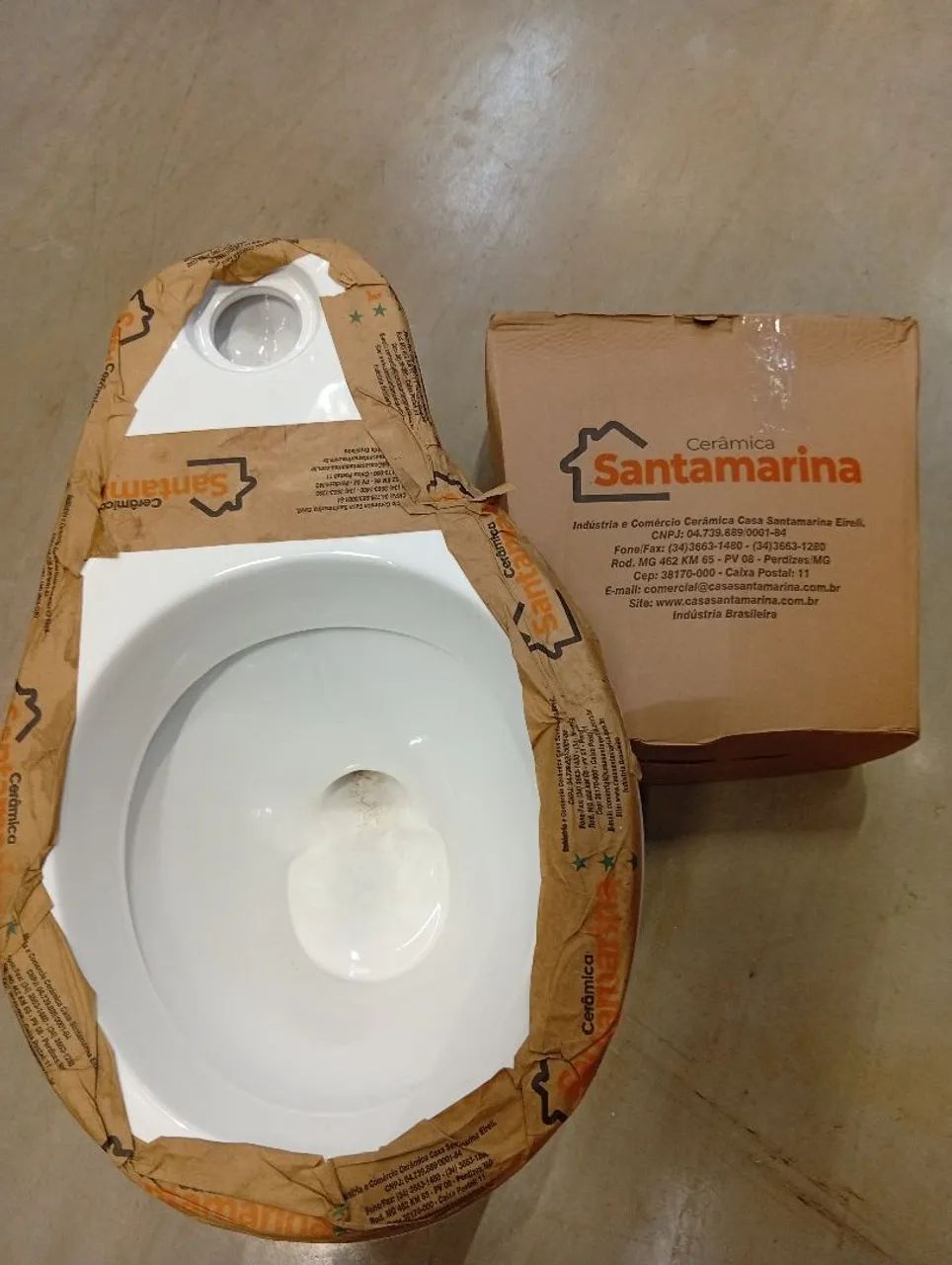 Vaso sanitário aclopado 