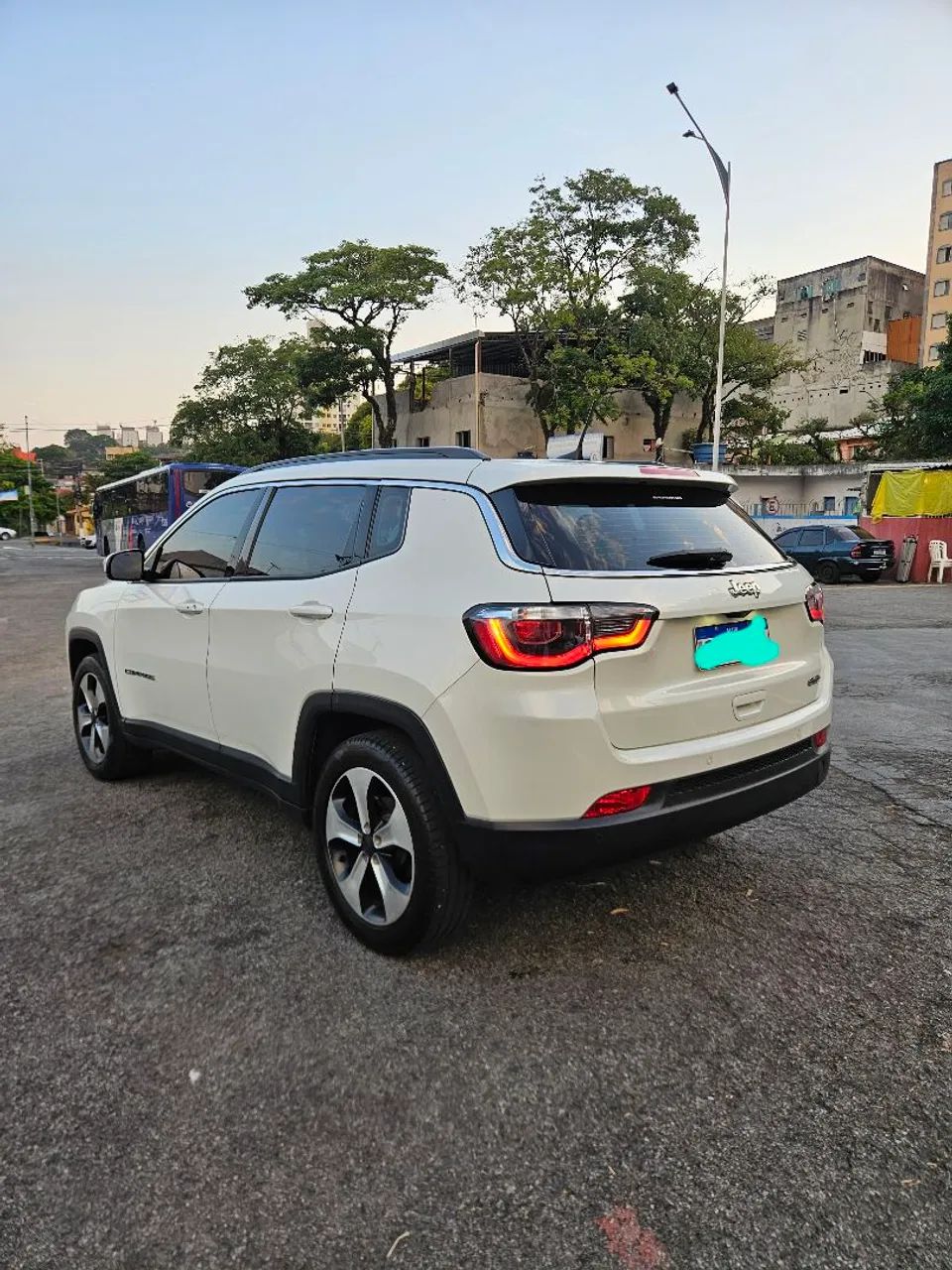 Jeep Compass Longitude 2.0 4X2 Flex 16V Aut. 2018 - Foto 3