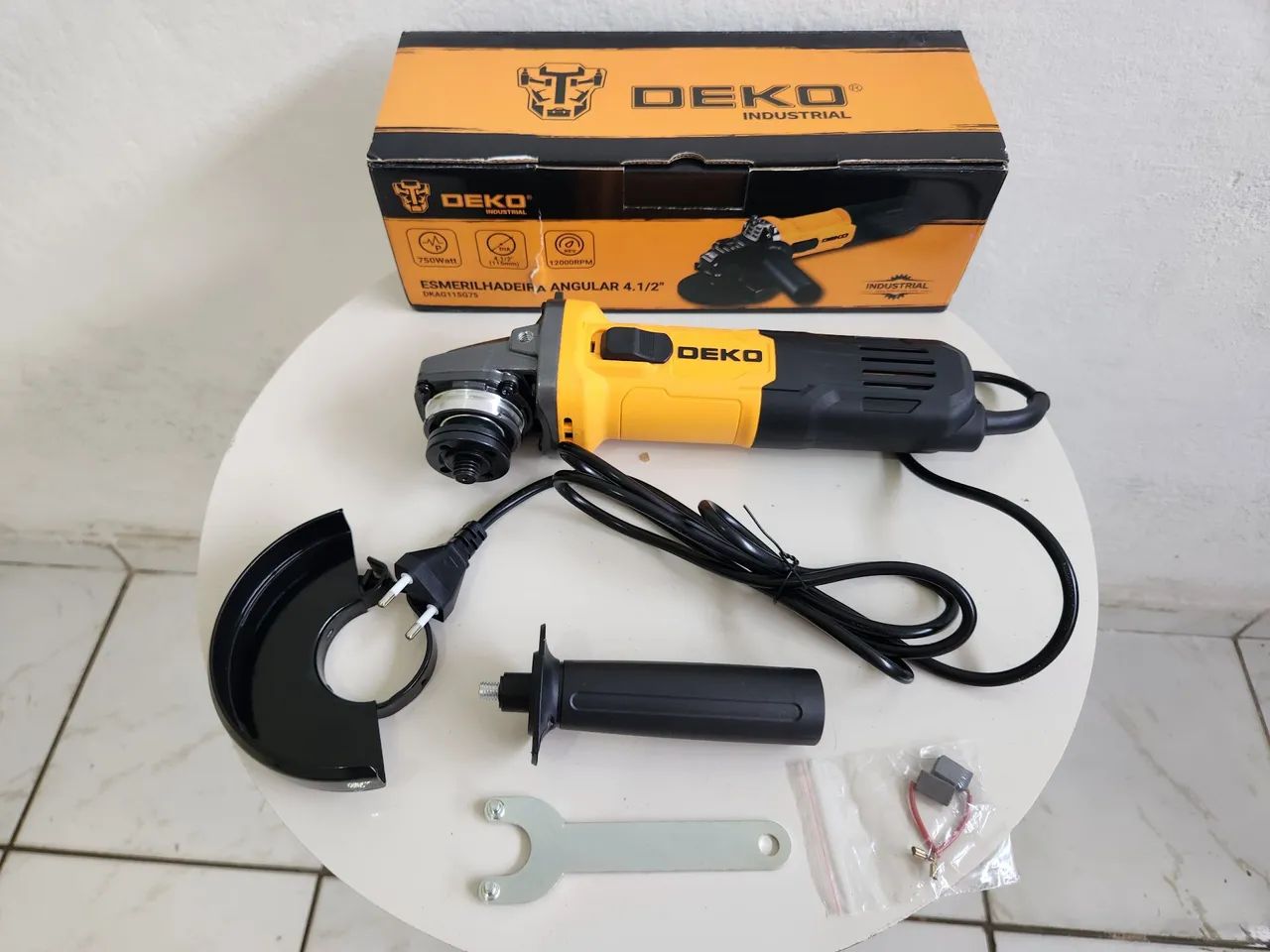 Lixadeira Esmerilhadeira Deko - Foto 3