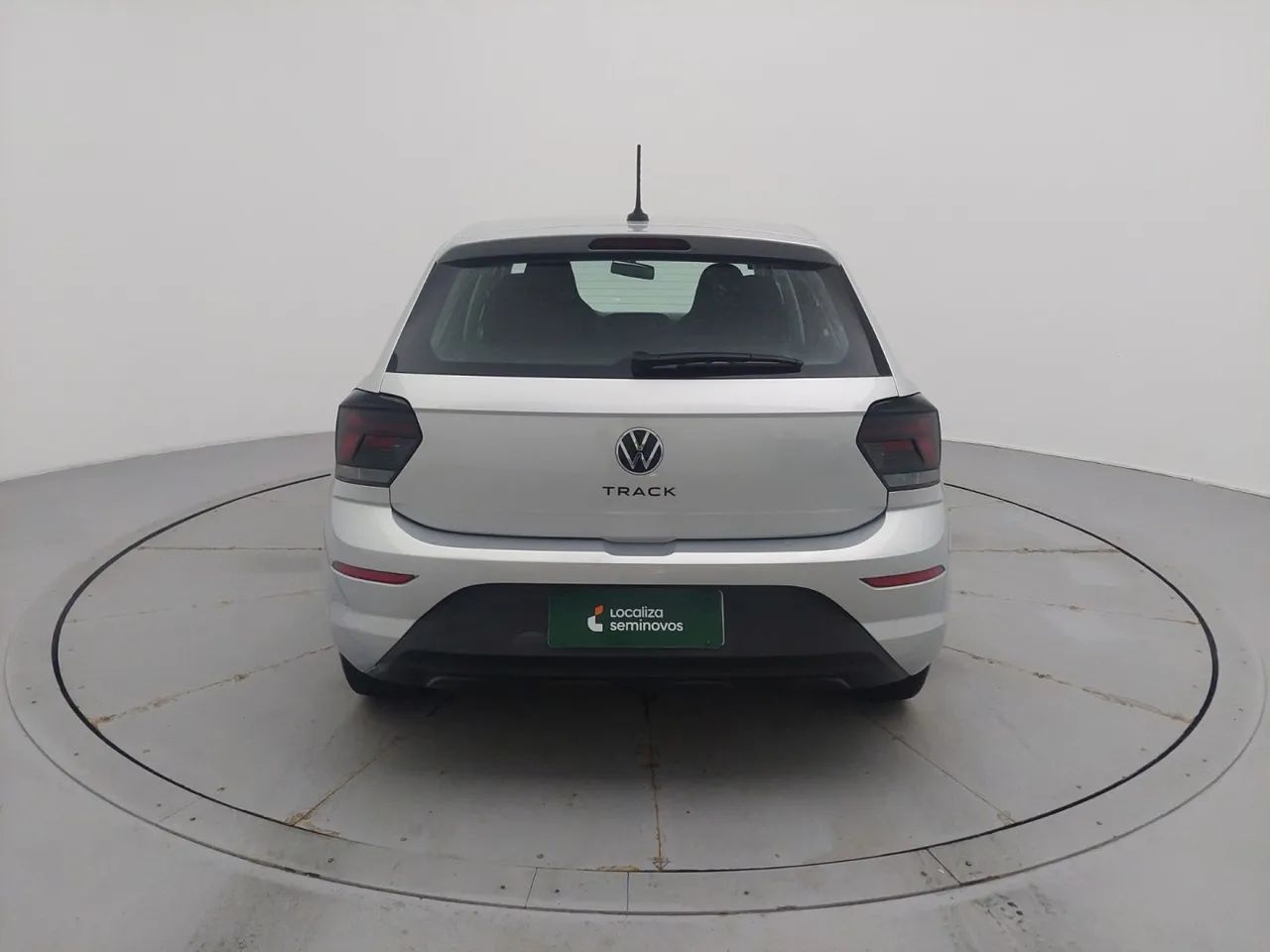 Volkswagen Polo Track 1.0 Flex 12V 5p, foto 4 de 18