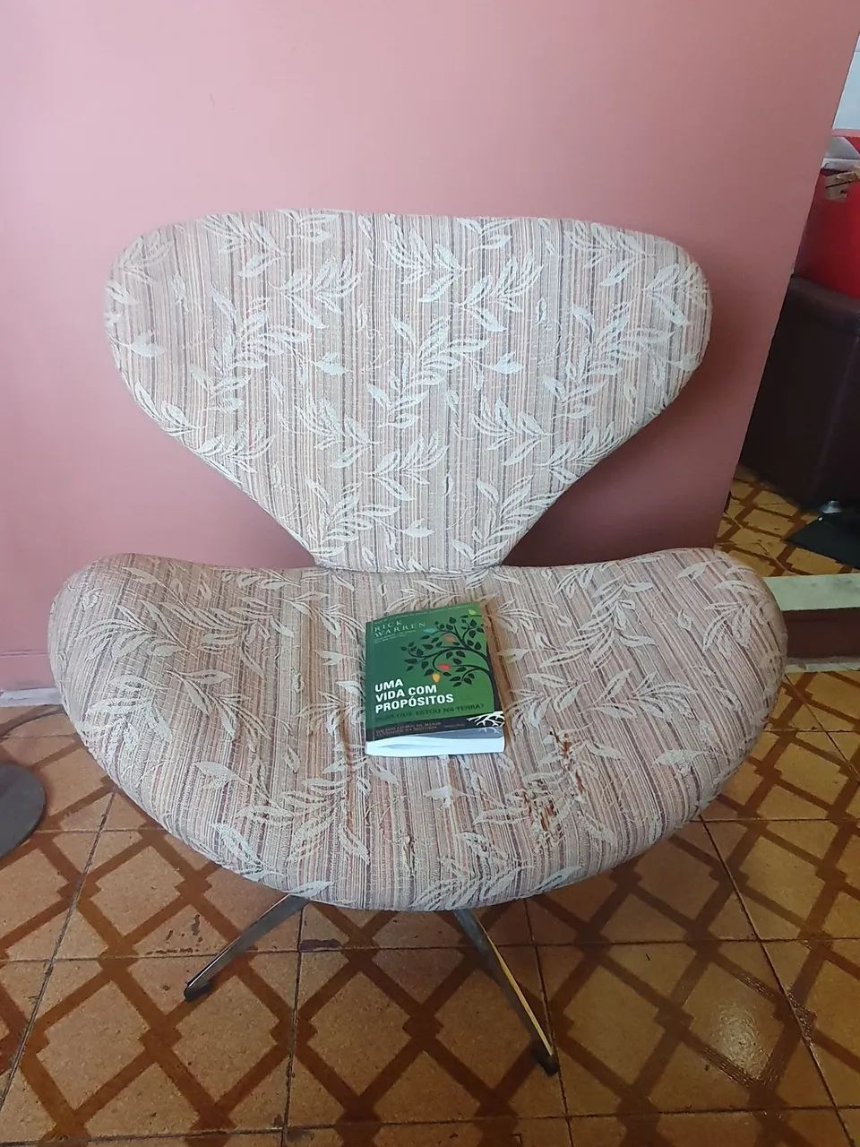 Poltrona Decorativa Giratória