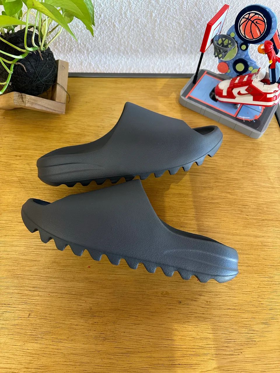 Adidas Yeezy Slide ?Slate Grey?