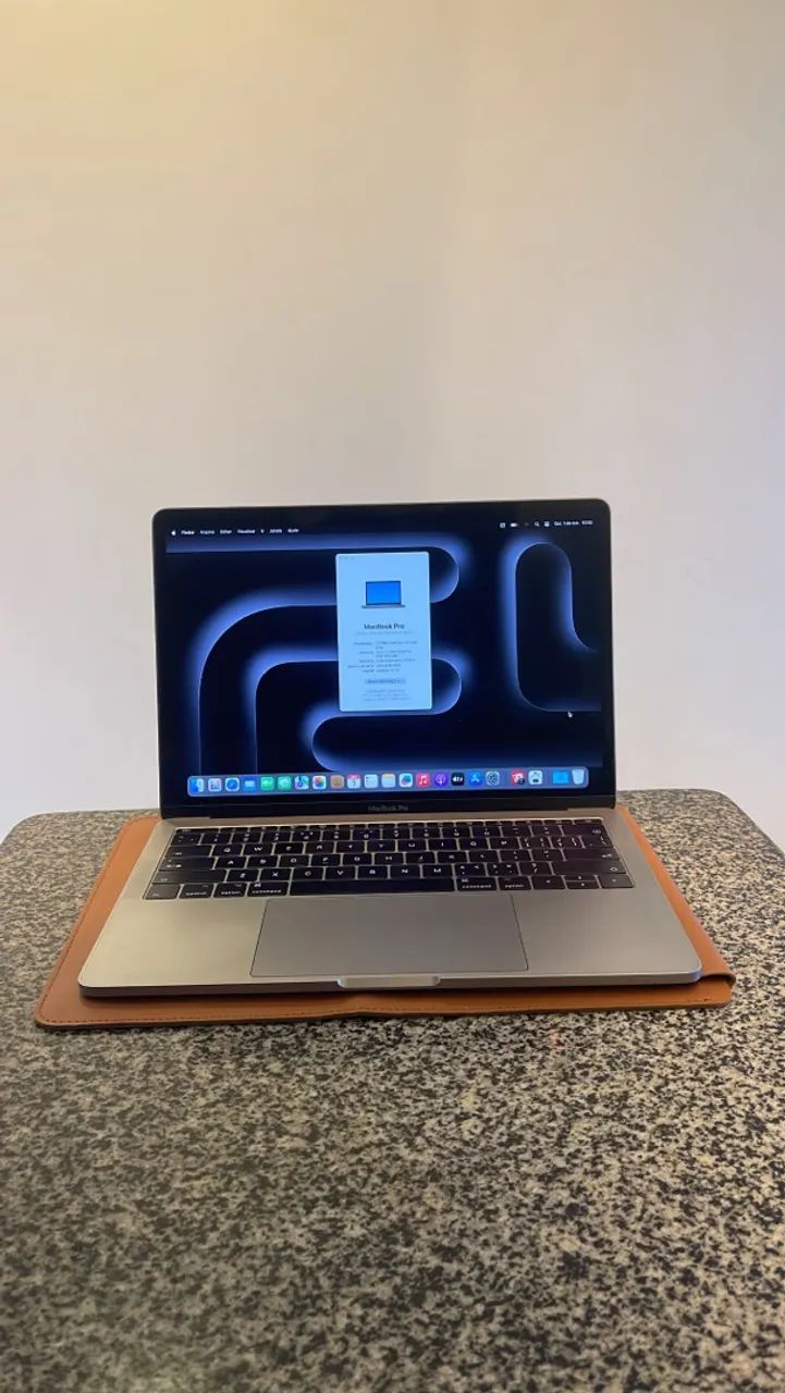 MACBOOK PRO 2017 - Foto 2