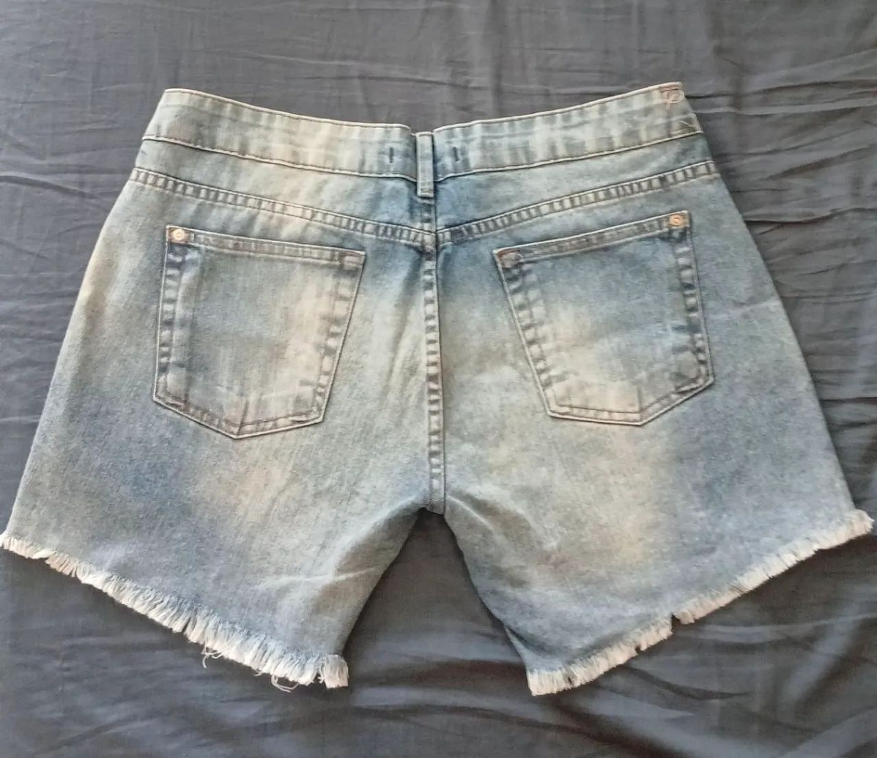 SHORT JEANS CONFORTÁVEL 42 - Foto 2