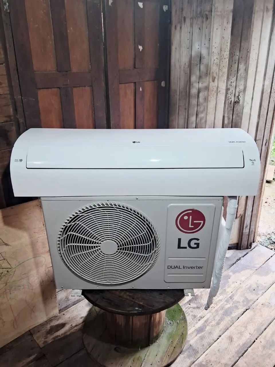 Central de ar lg inverter de 19 mil btus com instalação padrão inclusa no valor. 