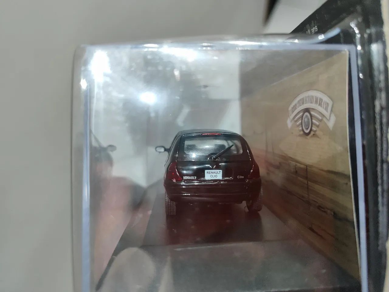 Renault Clio (2000) 1:43 (Lacrado) - Foto 3