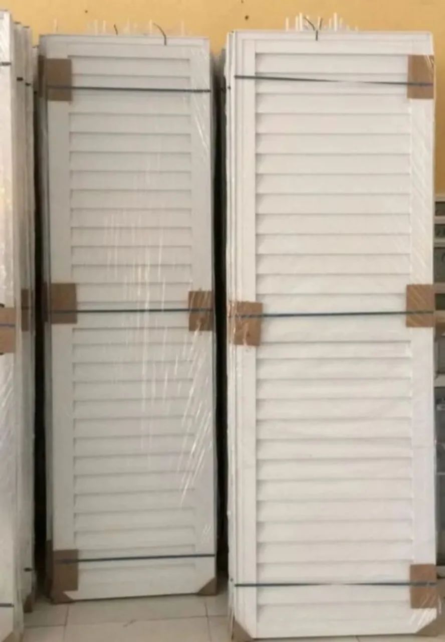 Porta de Alumínio Branco Entrega Grátis e Resistente ao Sol e Chuva - Foto 4