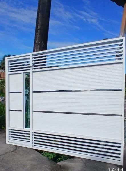 PORTÃO DE ALUMINIO E FERRO GALVANIZADO!!