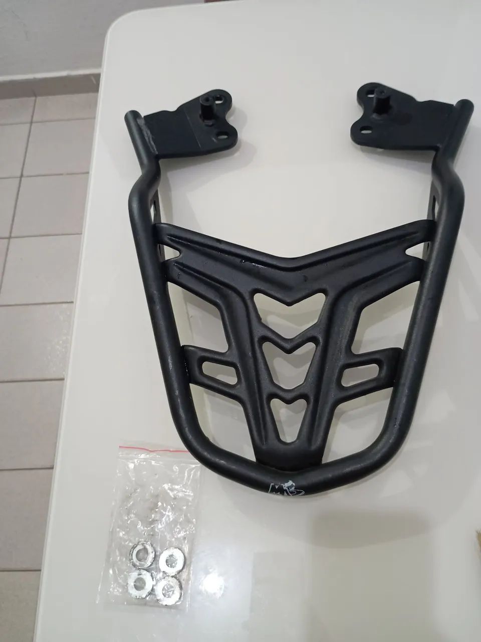 Suporte para baú Twister CB300F