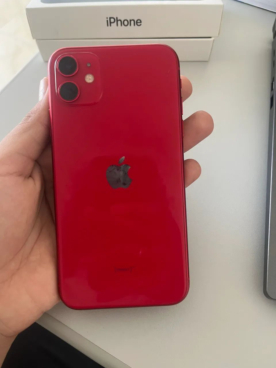 Vende- se iPhone 11  - Foto 2