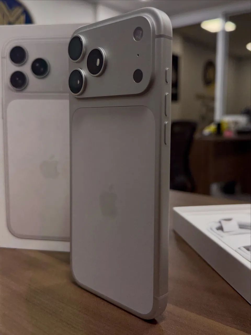 Iphone 17 pro Max 266g - Foto 5