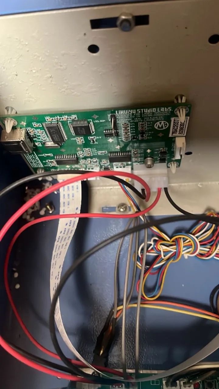 Máquina de corte a Laser de CO2 40w fechada - Foto 5