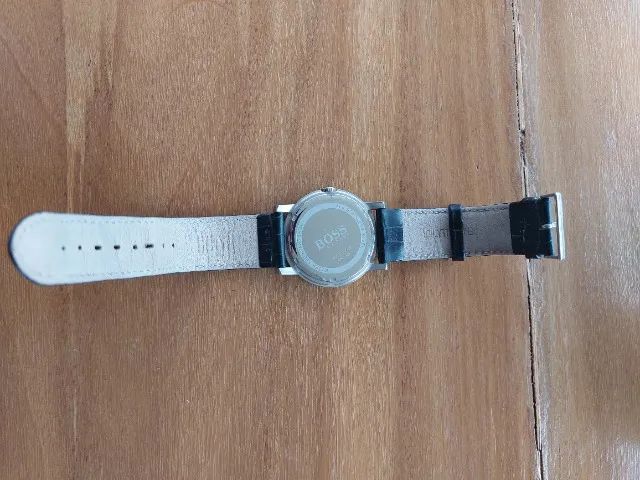 Relógio de pulso marca Hugo Boss, modelo HB1512163 - Foto 5
