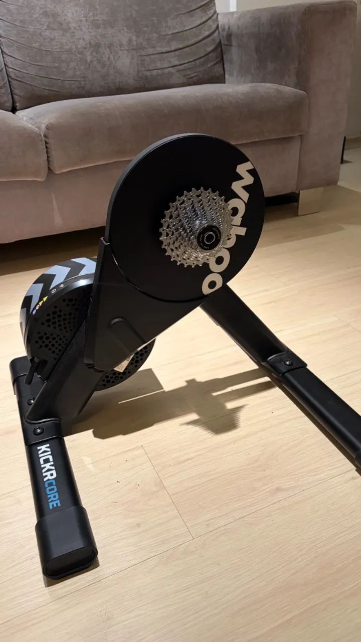 Rolo de treino Wahoo Trainer Kickr Core 2  - Foto 2