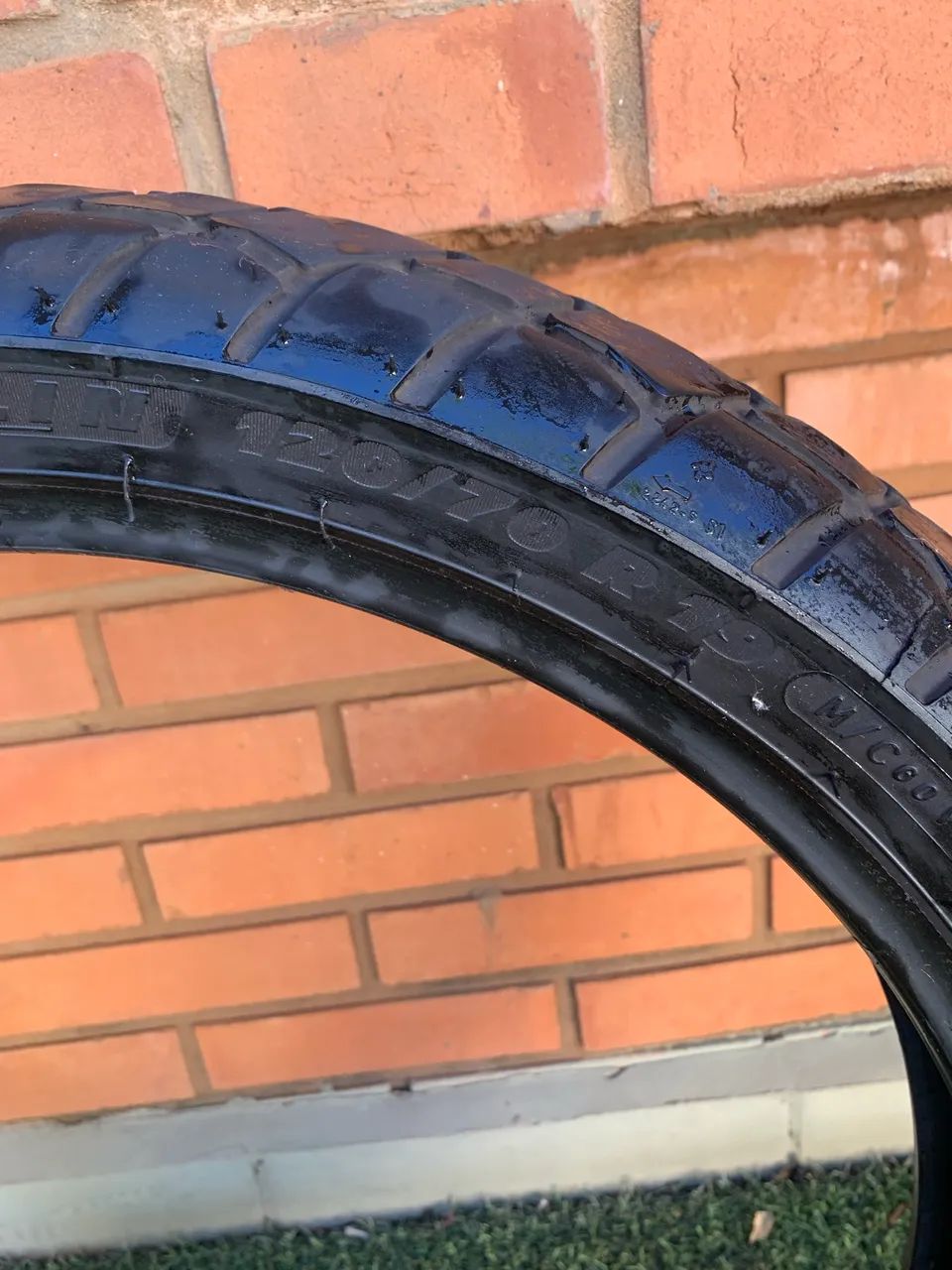Pneu para moto 