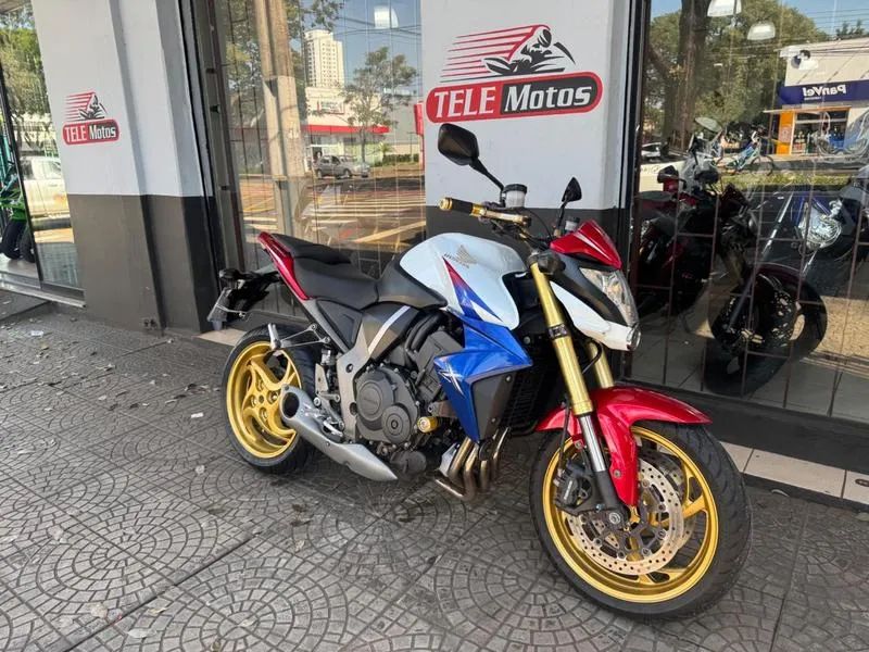 HONDA CB 1000R 2013 - Foto 3