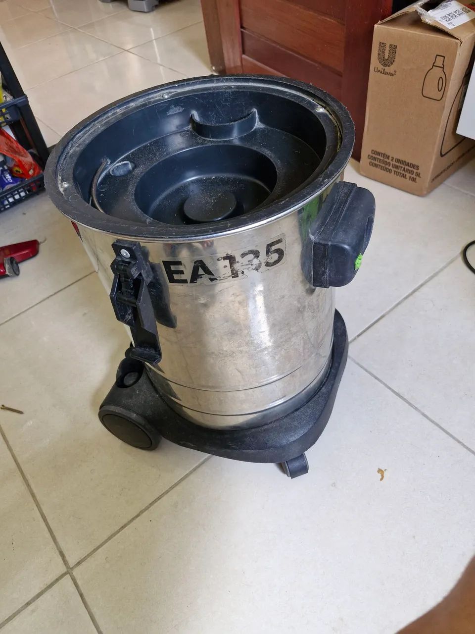 Tanque e balde extratora EA 135